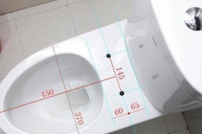 马桶坑距解析（探讨马桶坑距的含义和最佳尺寸选择）