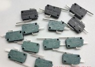 游戏机摇杆片拆卸方法是什么？拆卸中应注意什么？