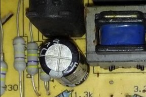 电磁炉E1故障维修方法（了解代码意思）