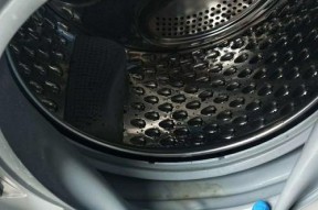 如何正确清洗滚筒洗衣机的橡皮圈（保护橡皮圈）