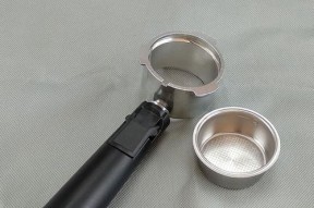 咖啡机换滤芯后的故障排除指南（咖啡机滤芯更换后无法工作）