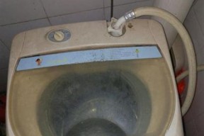 老式洗衣机为何产生异响（揭秘老式洗衣机的异响原因及解决方法）