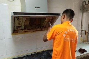 清洗竖向油烟机管道的正确方法（保持油烟机管道清洁）