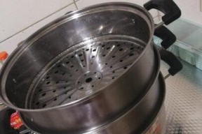 电磁炉蒸菜干了怎么办（教你几招恢复湿润的秘诀）