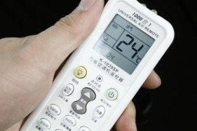 空调遥控器无法打开的原因及解决方法（探究空调遥控器无法开机的可能原因）