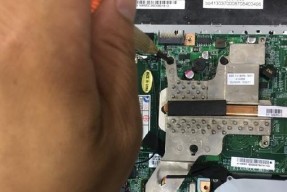 笔记本电脑过热烧了的修复方法（避免电脑过热烧毁的关键措施）