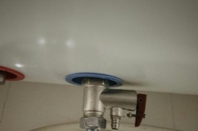 热水器水变成冰的原因（分析热水器水为何会突然冰冷，探寻可能原因）