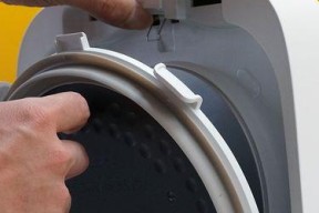 智能电饭煲喷气现象如何解决？常见原因有哪些？