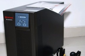 解决显示器电压不稳的有效方法（保证显示器电压稳定）