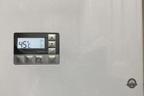 燃气热水器排风故障解决方法（排风系统故障如何影响热水器运行）