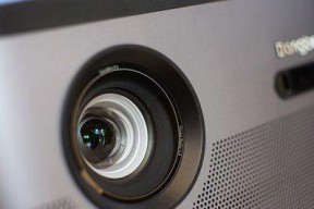 解决投影仪无法放置储存卡的问题（应对投影仪无法读取储存卡的方案及方法）
