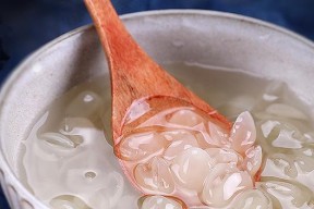 如何正确清洗皂角米热水器（保持热水器良好运行的必备技巧）