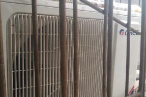 探究空调管结冰的原因及防止方法（解析空调管结冰的成因和预防措施）