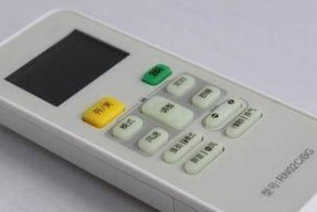 解决空调有电但无法开机的问题（排查故障）
