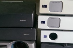 日立投影仪偏黄处理的有效方法（解决投影仪显示黄色的技巧与建议）