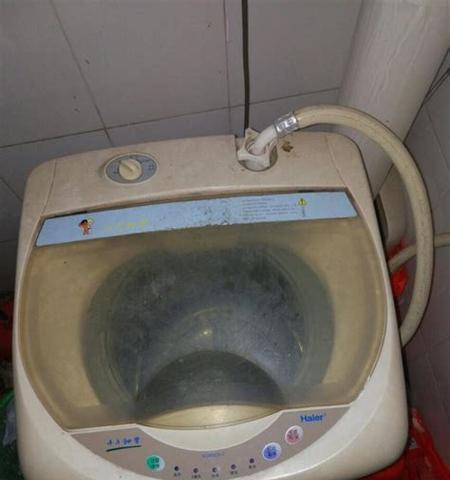 老式洗衣机为何产生异响（揭秘老式洗衣机的异响原因及解决方法）  第1张