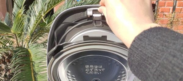 电饭煲边上不加热的原因及解决方法（揭开电饭煲边上不加热的神秘面纱）  第1张