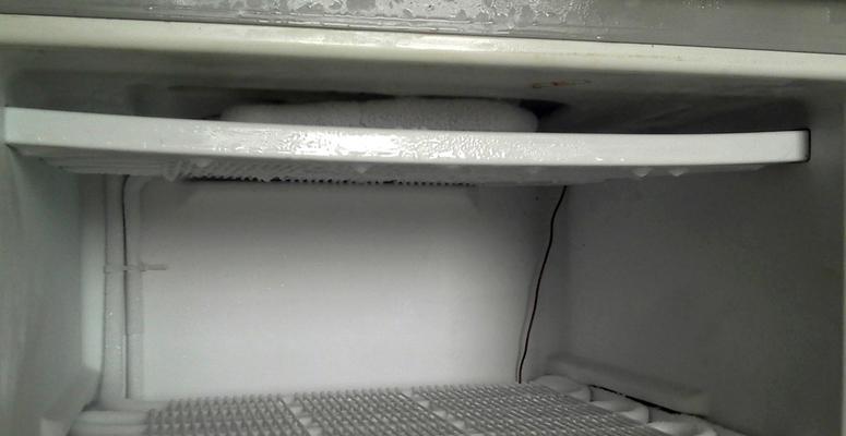 卧室冷柜风扇声音超响问题的解决方法（静音技巧教你轻松解决吱吱响的烦恼）  第1张