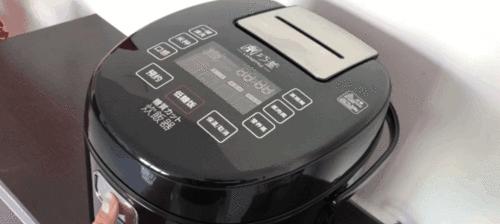 电饭煲煮饭没有反应怎么办（解决电饭煲无反应问题的方法和步骤）  第1张
