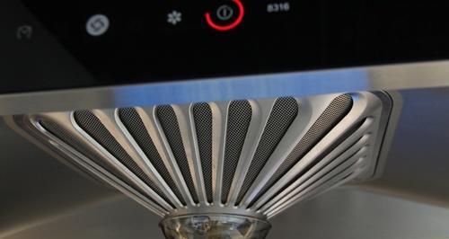 如何清洗抽油烟机（打开哪种油烟机的清洗方法大揭秘）  第3张
