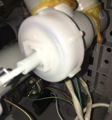 洗衣机水口堵住怎么办？快速解决方法有哪些？  第3张