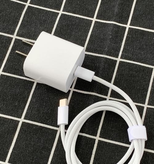 苹果原装充电器瓦数？选择充电器的正确瓦数是多少？  第2张