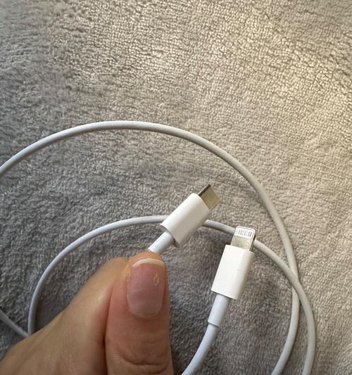正版苹果充电器的插头线有何特点？如何辨别真伪？  第2张