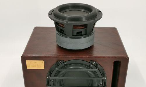 千元预算如何选购车载低音炮？选择时应注意什么？  第1张
